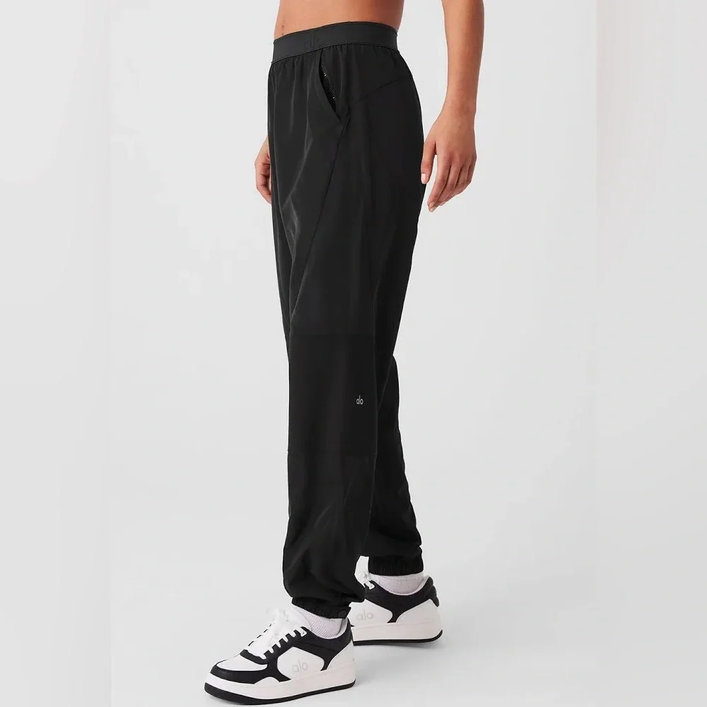 ALO Yoga Mixed Media Reinvention Jogger Pants in Black
